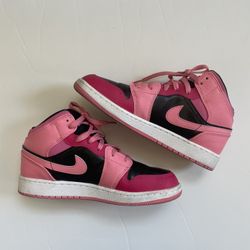 Nike Air Jordan 1 Mid