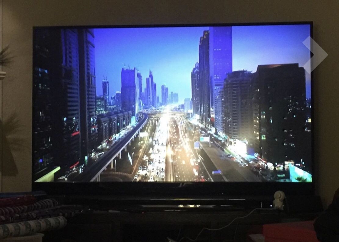 Mitsubishi WD-82738 82 inches HDTV 3D DLP Home Cinema TV