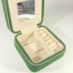 Benevolence LA Personal Plush Velvet Jewelry Box 