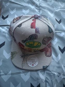 Mitchell and ness Seattle SuperSonics SnapBacks 40 each