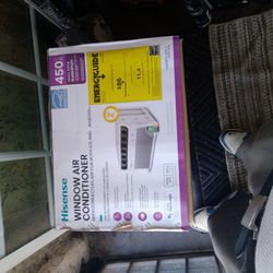 Hisense 450-sq ft Window Air Conditioner (115-Volt; 10000-BTU) ENERGY STAR Wi-Fi enabled

