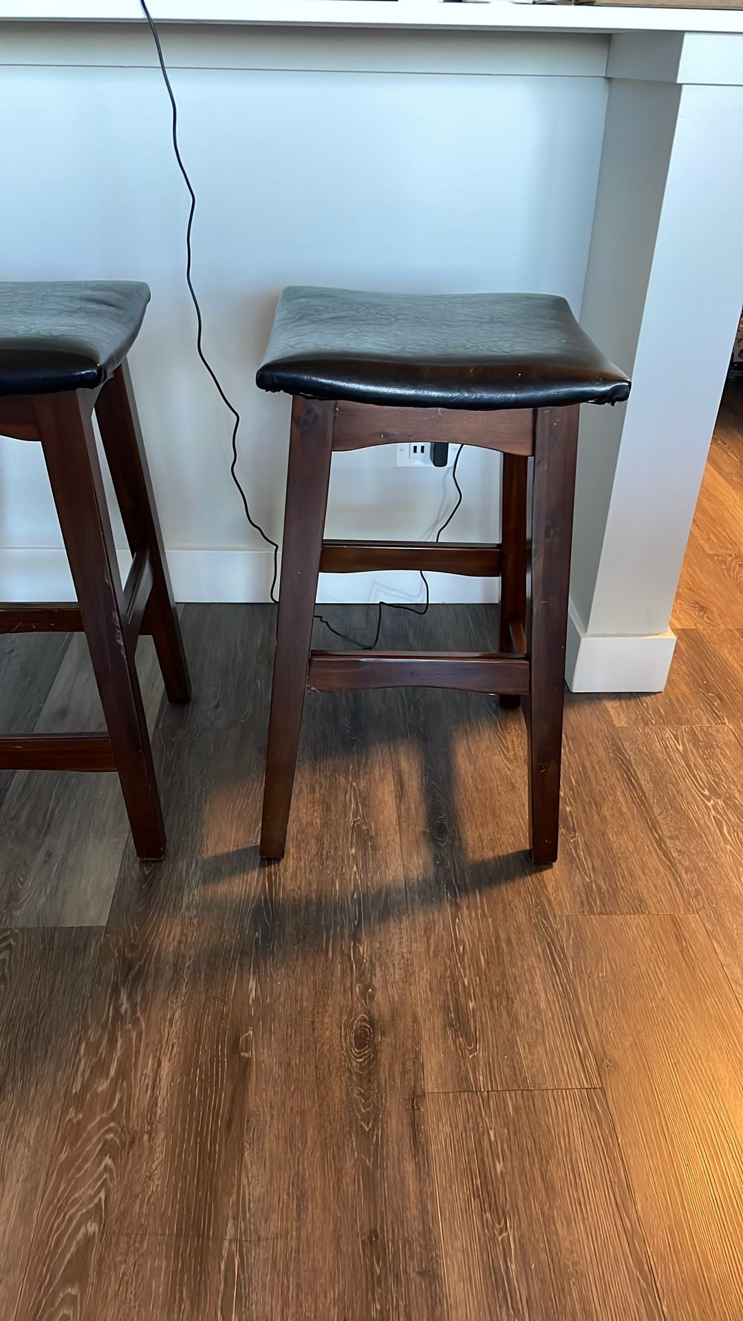 2 Bar Stools
