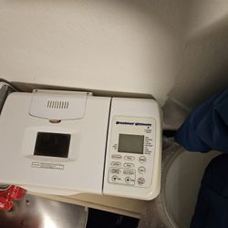 Breadman Ultimate Bread Making Machine
