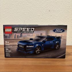 LEGO SPEED CHAMPIONS: Ford Mustang Dark Horse Sports Car (76920)