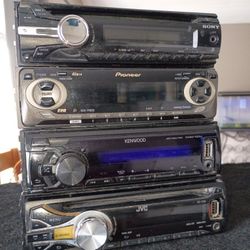 Single Din Stereos 