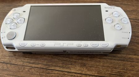 PSP White Darth Vader Portable Console With Case And Car/home Charger