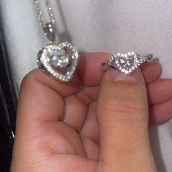 Silver Necklace And Ring 