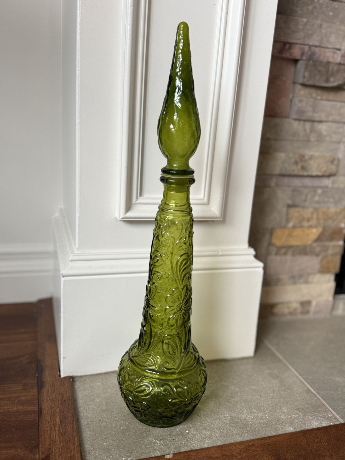 Vintage Green Italian Empoli Glass Vase with Stopper – Floral Swirl Pattern – 19” Tall – Good Condition