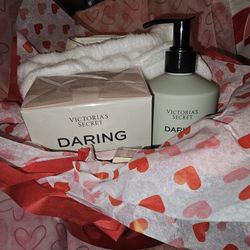 Daring Perfume Victoria Secret Basket 