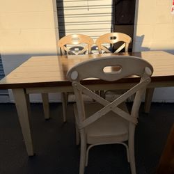 Dinning Table 