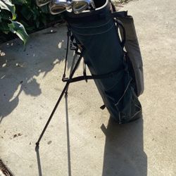 HORIZON golf Club Used Couple Times Almost New Excellent Condition With Nice Super Right bag 