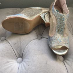 Heel Shoes 