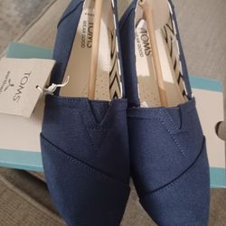 TOM'S FLATS SHOE'S 
