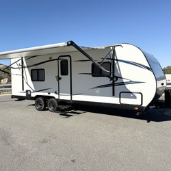 2021 tango by pacific coachwork  