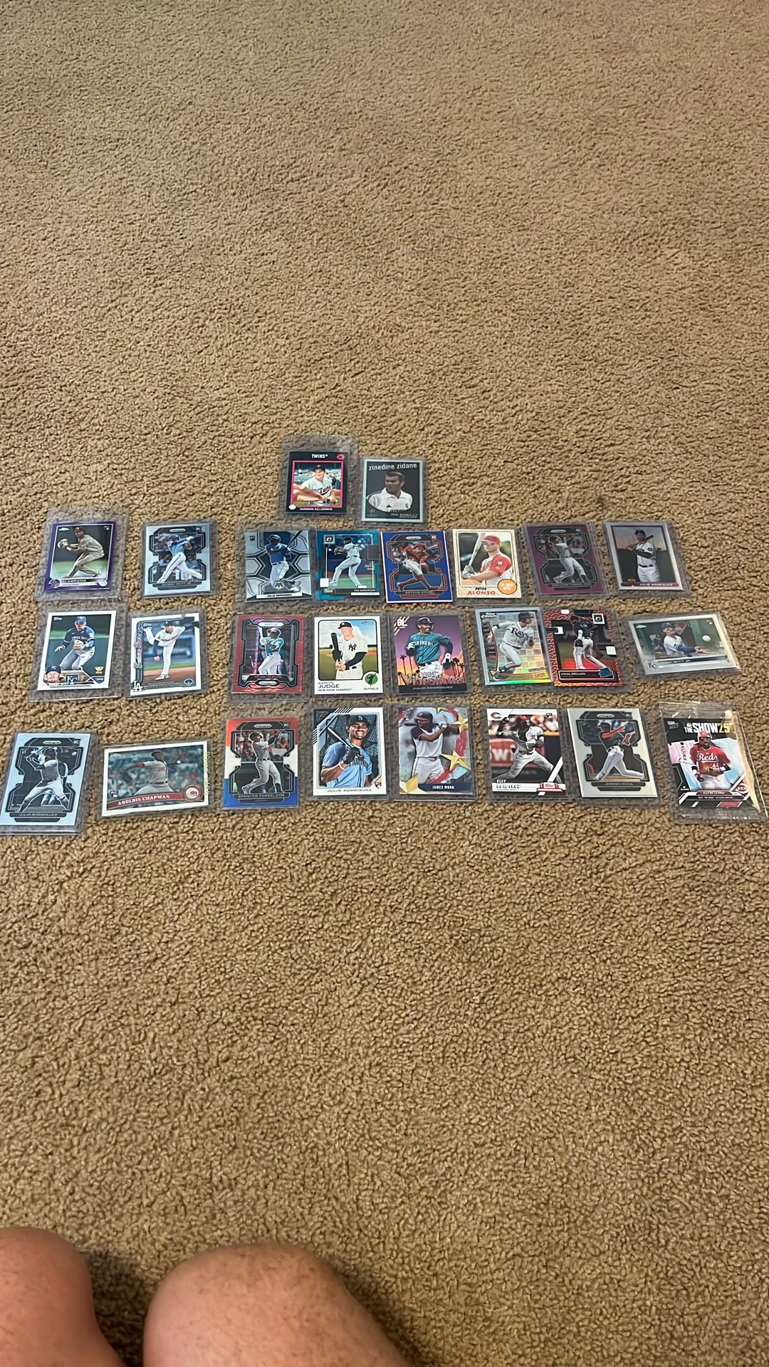 26 Rookie Baseball And Soccer Cards 
