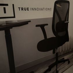 Brand New Chair In Box. Ordered An Extra And I Can’t Return It. 