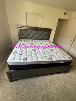 King Size bed frame with led lights mattress including.     Cama King size con Luz led Colchon incluido nueva en caja
