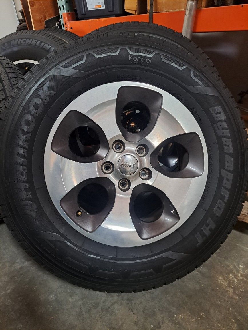 Jeep Stock Wheels And Tires