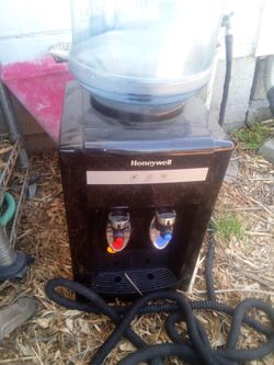 Honeywell countertop water dispenser