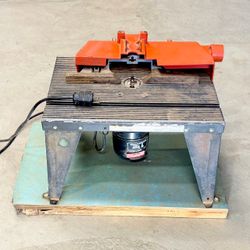 CRAFTSMAN ROUTER TABLE - Make Offer - First Come First Served - Perris / Lake Elsinore Area