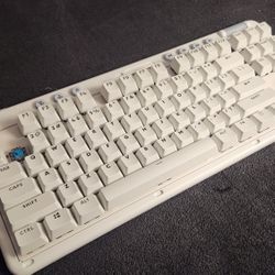 Logitech G715  Wireless Gaming Keyboard