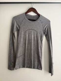 Lululemon Long Sleeve - Size 2