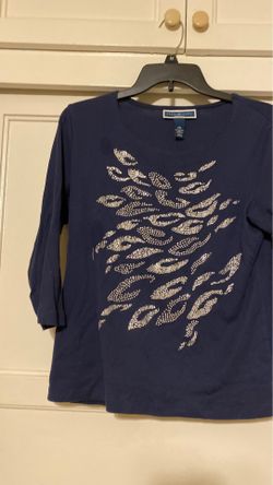 Navy blue Karen Scott top worn once still in great new condition quarter sleeve size small