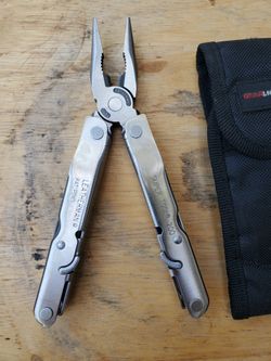 Leatherman Supertool 200like New