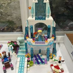 LEGO 41062 Disney Elsa's Sparkling Ice Castle 