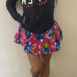 Hollister Zip Up Hoodie And Skirt Outfit 