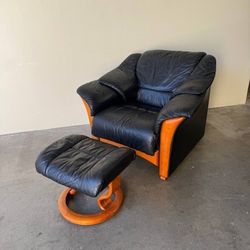 Vintage Ekornes Black Leather Lounge Chair & Ottoman, Norwegian Mid-Century Modern
