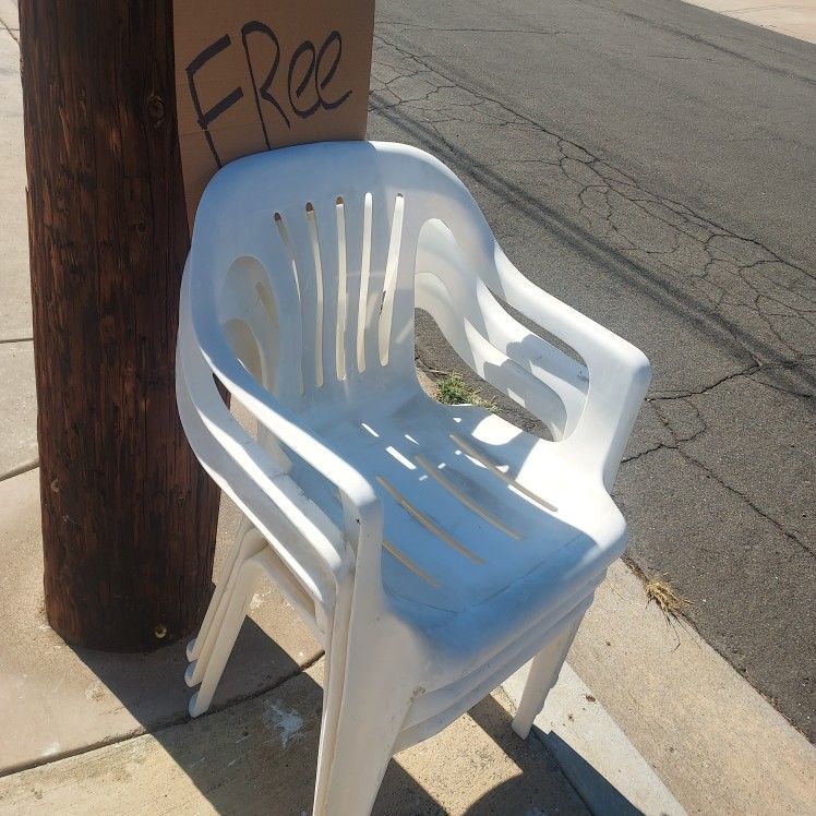 Free Stacking Chairs ( Transaction Pending)