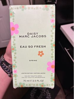 DAISY MARC JACOBS  Eau So Fresh ; SPRING