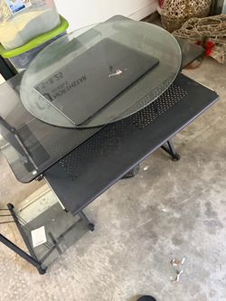 Computer desk