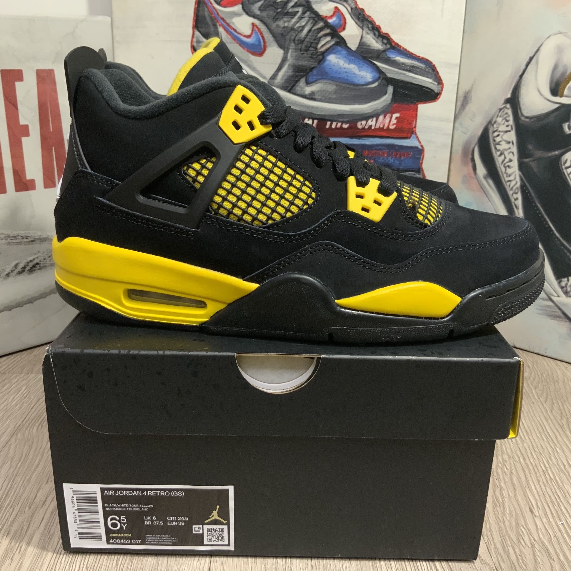 Nike Air Jordan 4 Retro Thunder 2023 Black Yellow White Nike Air Jordan 4 Retro Thunder 2023 Black Yellow White