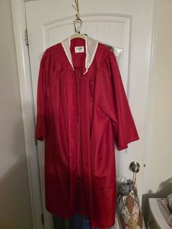 Graduation gown