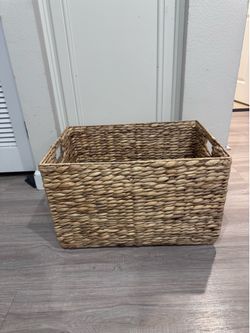 Large Woven Storage Basket Bin 22x14.5x13.5