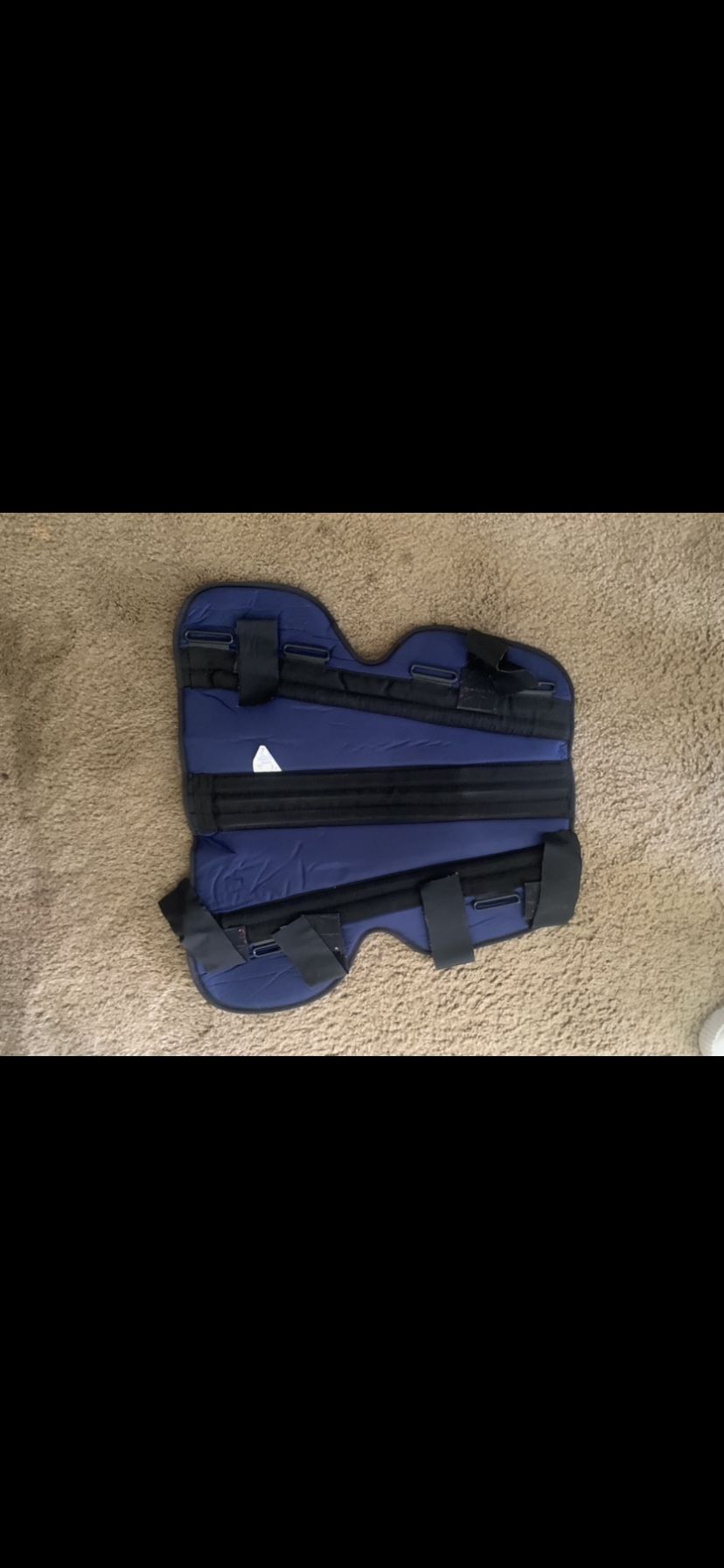 Immobilizing/ stabilizing knee brace