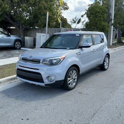 2017-KIA SOUL +HATCHBACK WAGON 