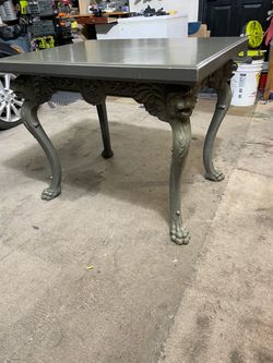 Ornate Lion Head Claw Foot Side Table
