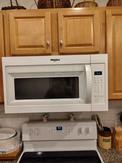 Stove, Microwave And Dishwasher.