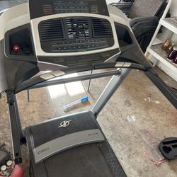 Treadmill 