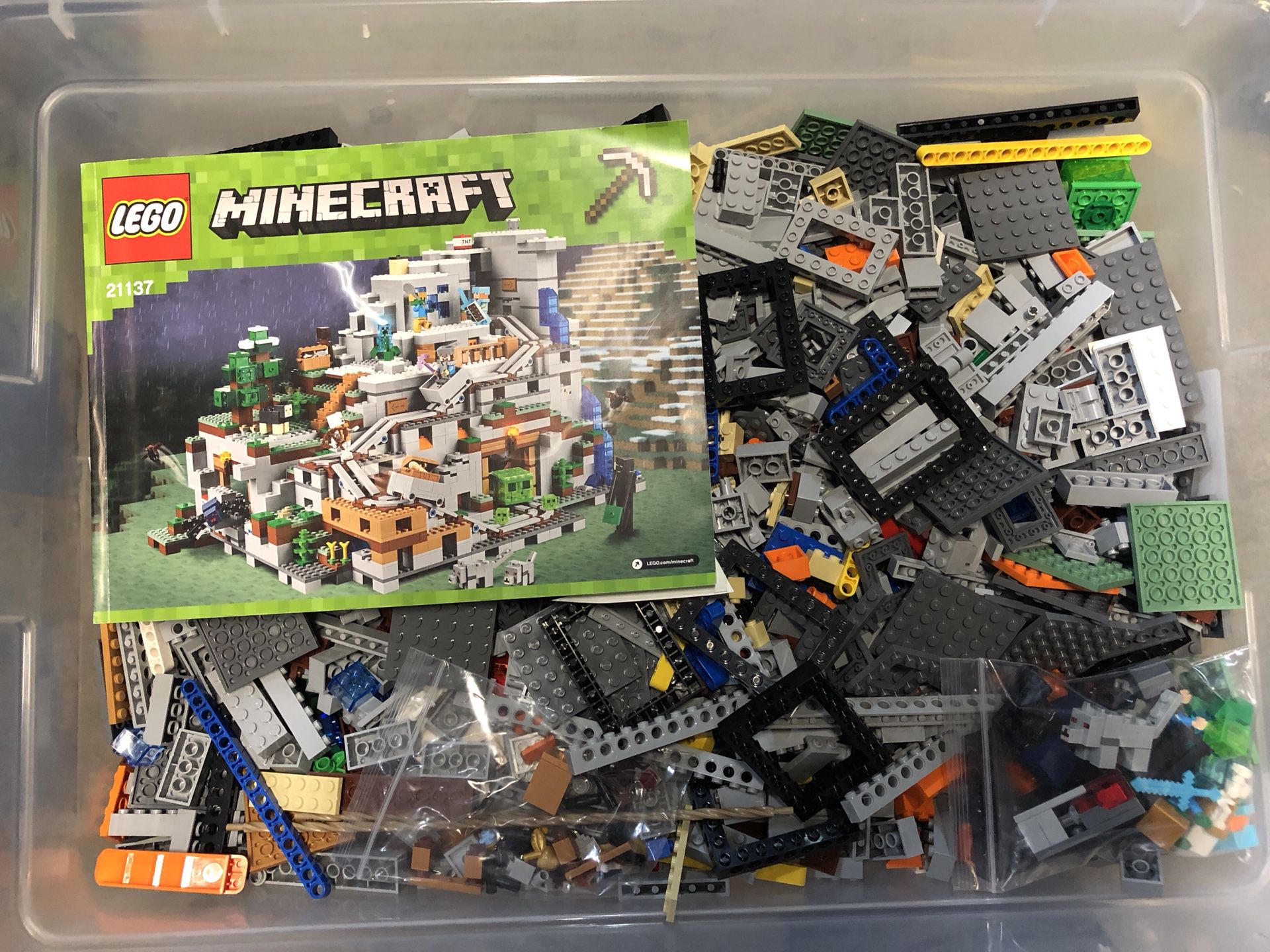 LEGO Minecraft Mountain Cave (21137) for Sale in WA - OfferUp
