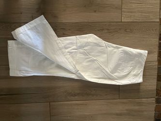 Style &Co. white capris size 10 like new.