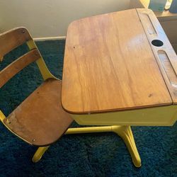 Vintage Retro Yellow Desk