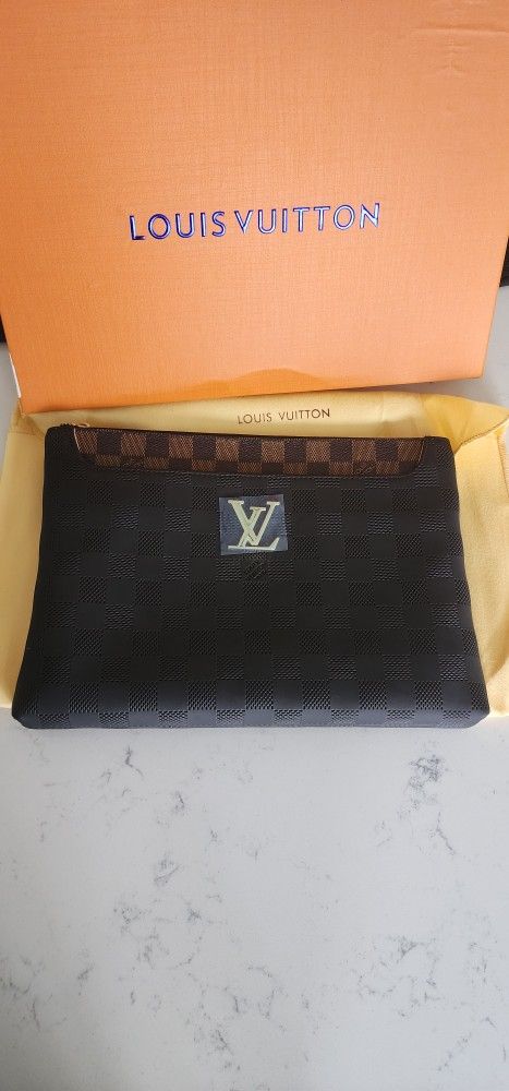 Louis Vuitton Pouch