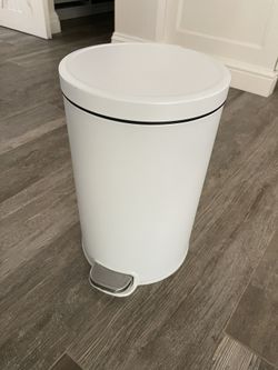 15.5 High Trash Can