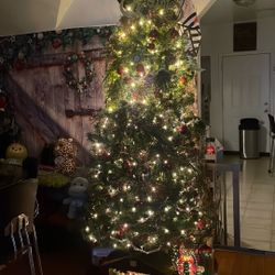 Christmas Three With All Decorations 