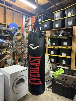 Heavy Boxing Bag with Chains