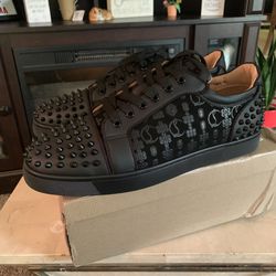 Christian Louboutin Men Sneaker Low Top Black for Sale in Downey, CA -  OfferUp
